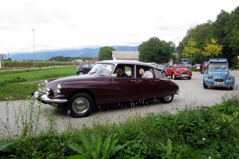 Oldtimer drive experience Slovenia