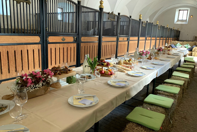 Dining horse stable Lipica